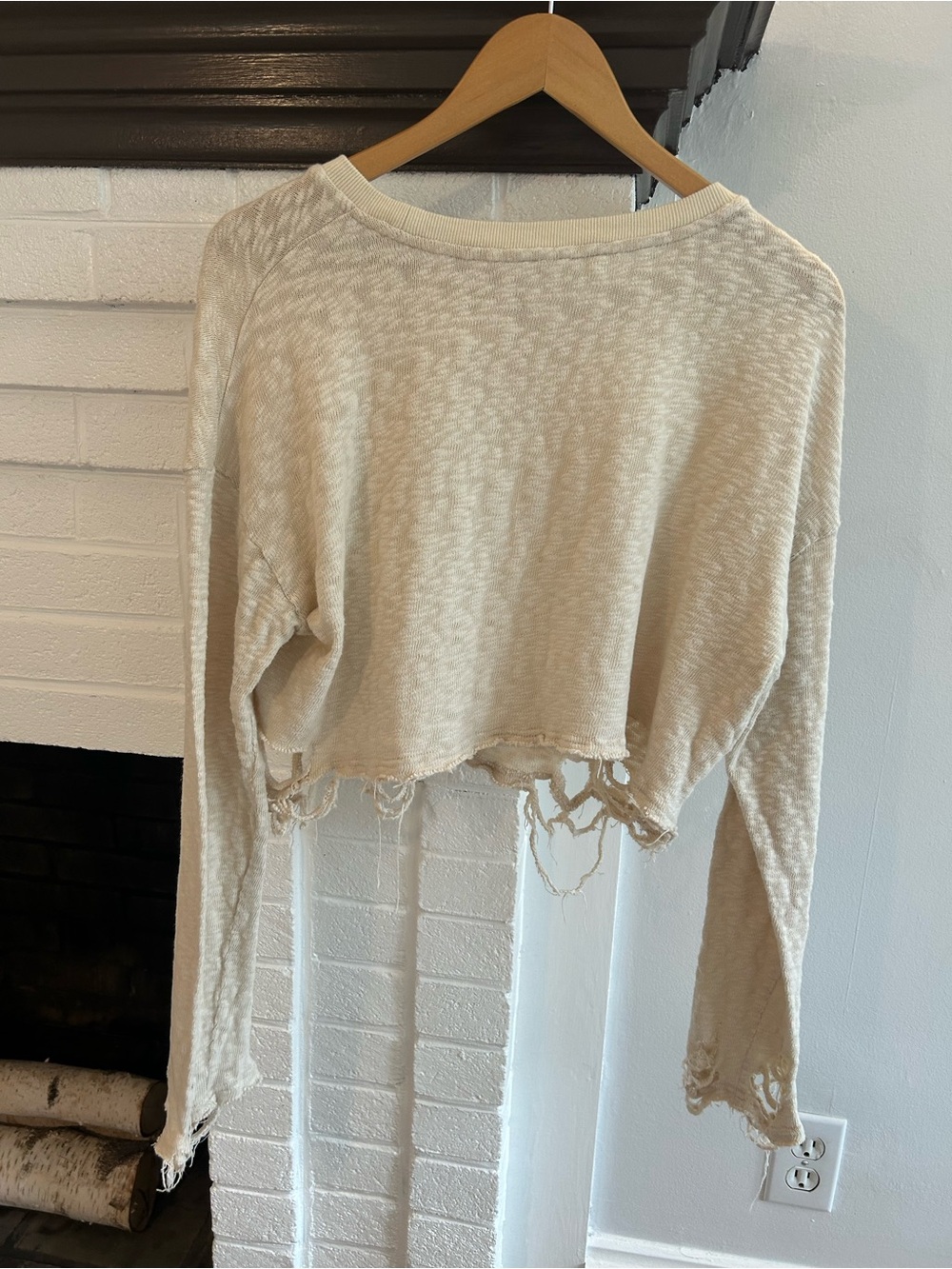 Style Rack Distressed Cropped Long-Sleeve Top - Cream - Picture 2 of 6